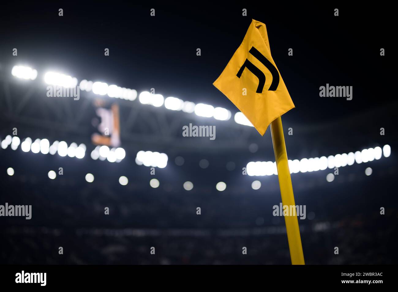 Turin Italy 11 January 2024 A General View Shows A Corner Flag   Turin Italy 11 January 2024 A General View Shows A Corner Flag Bearing The Logo Of Juventus Fc Prior To The Coppa Italia Football Match Between Juventus Fc And Frosinone Calcio Credit Nicol Campoalamy Live News 2WBR3AC 