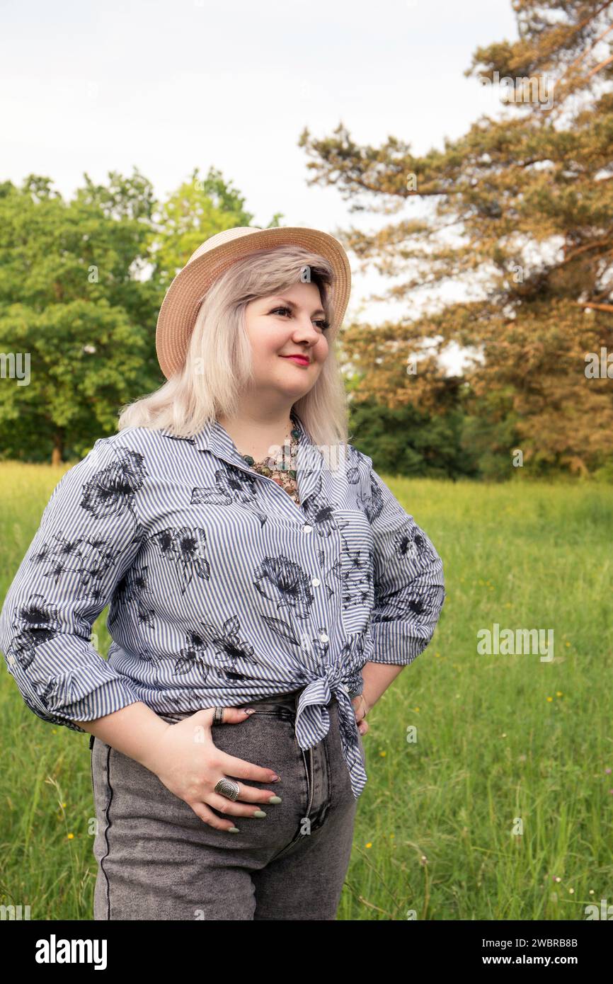 Plump hi-res stock photography and images - Alamy