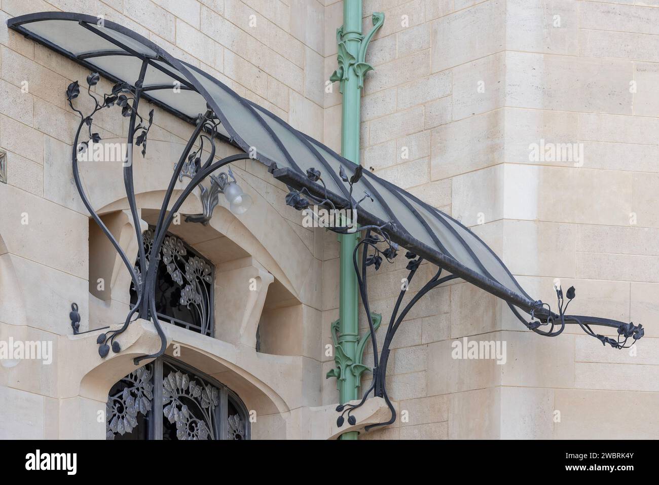Nancy, France - Focus on the entrance on the Art Nouveau Villa Jika build in 1902 with its numerous decorative ironworks with plant motifs. Stock Photo