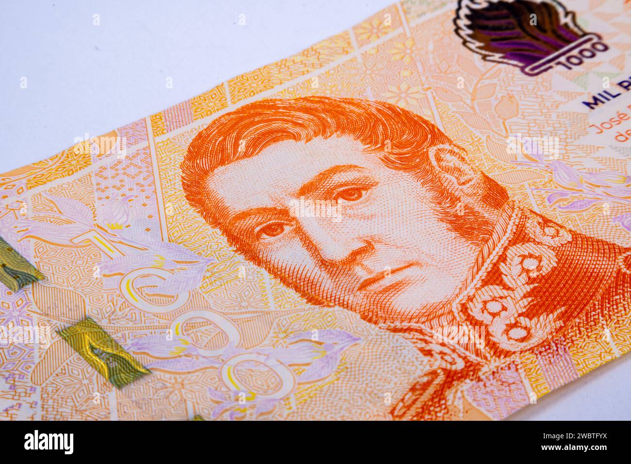 Thousand peso hi-res stock photography and images - Alamy