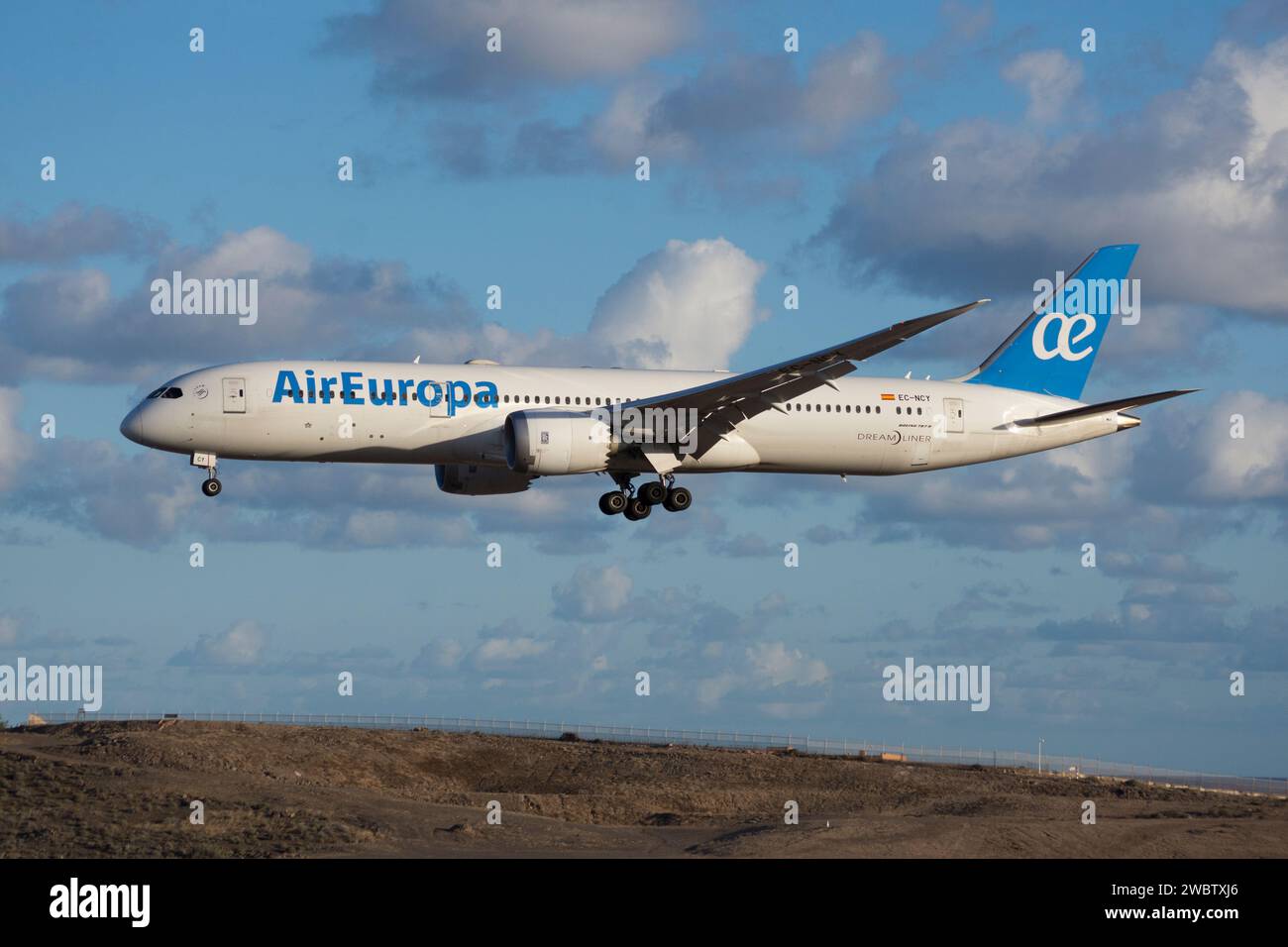Boeing 787 long-haul airliner of the Air Europa airline Stock Photo
