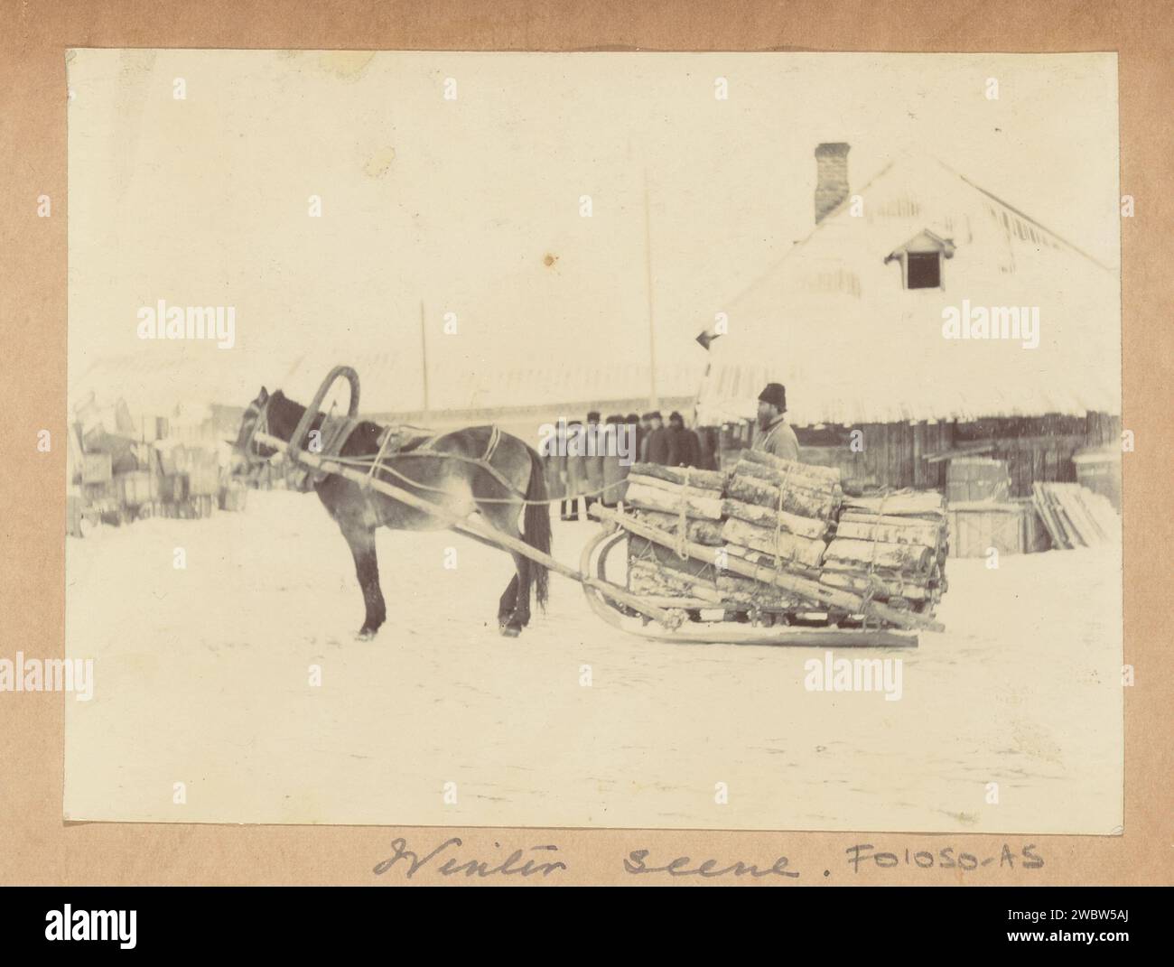 Horse snow sled wood hi-res stock photography and images - Alamy