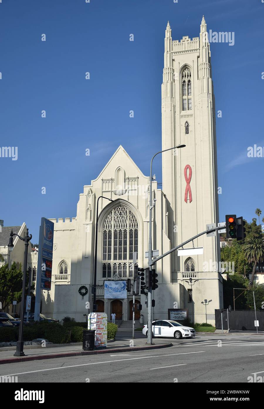 Hollywood United Methodist Church located at the intersection of