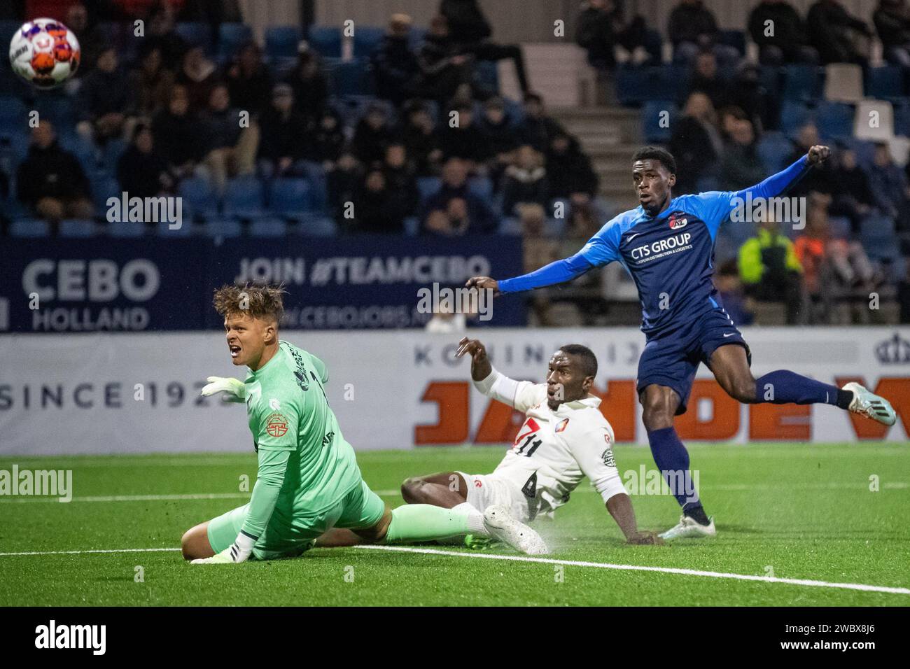 VELSEN, 12-01-2024, 711 Stadion. Dutch Football, Keuken Kampioen ...