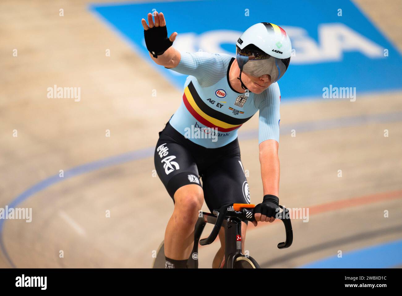 How does the Maarkedal course impact race strategy? How does the Maarkedal course impact race strategy?