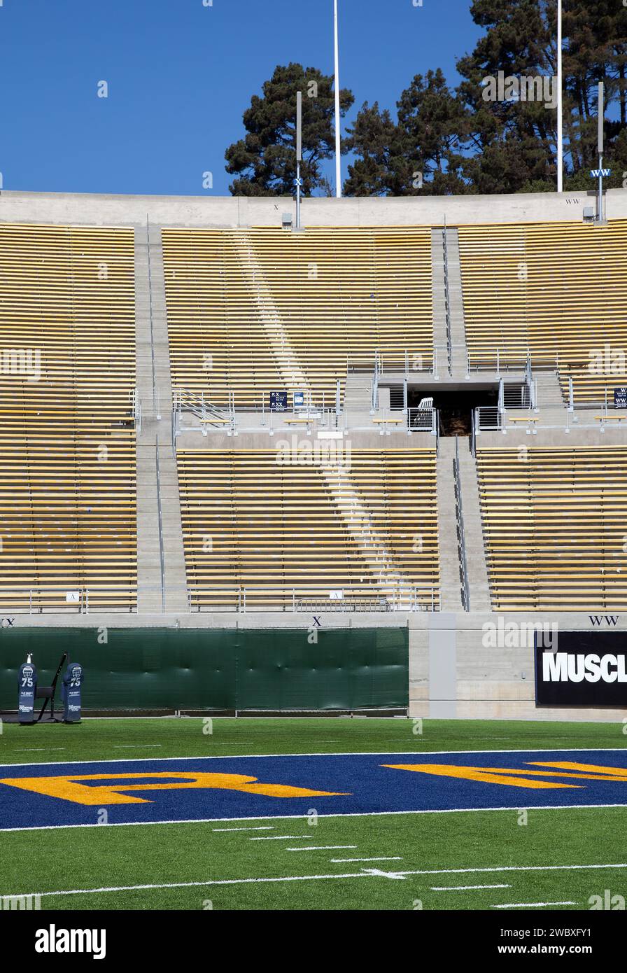 Fault line through seating cal stadium hires stock photography and