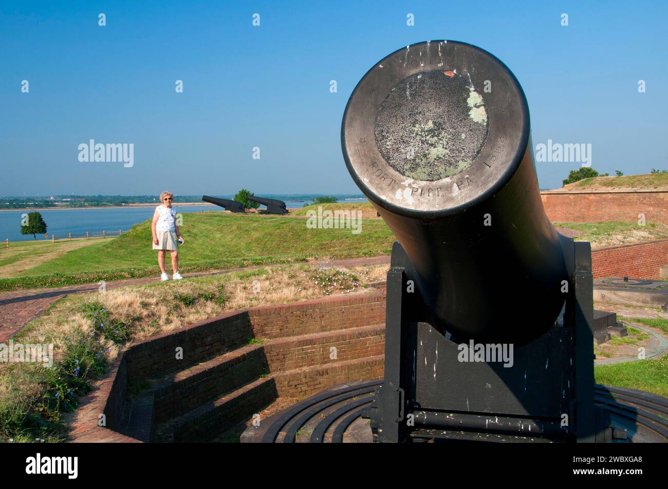 Guns on Outer Battery, Fort McHenry National Monument and Historic