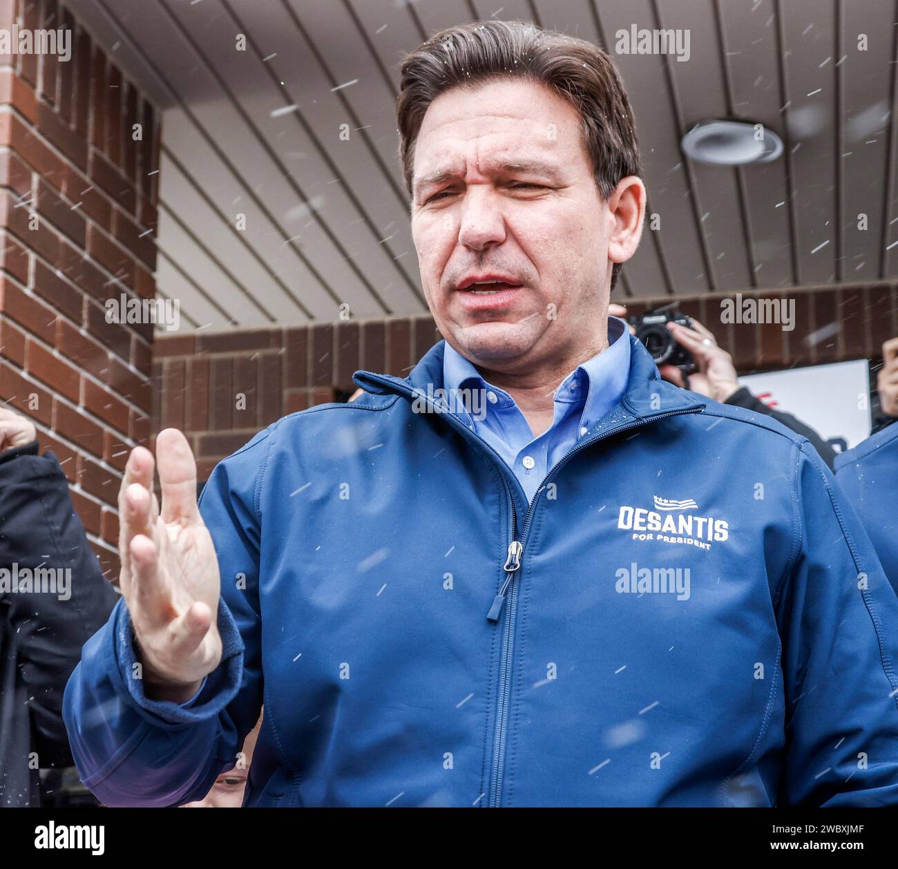 Urbandale, United States. 12th Jan, 2024. Florida Governor and