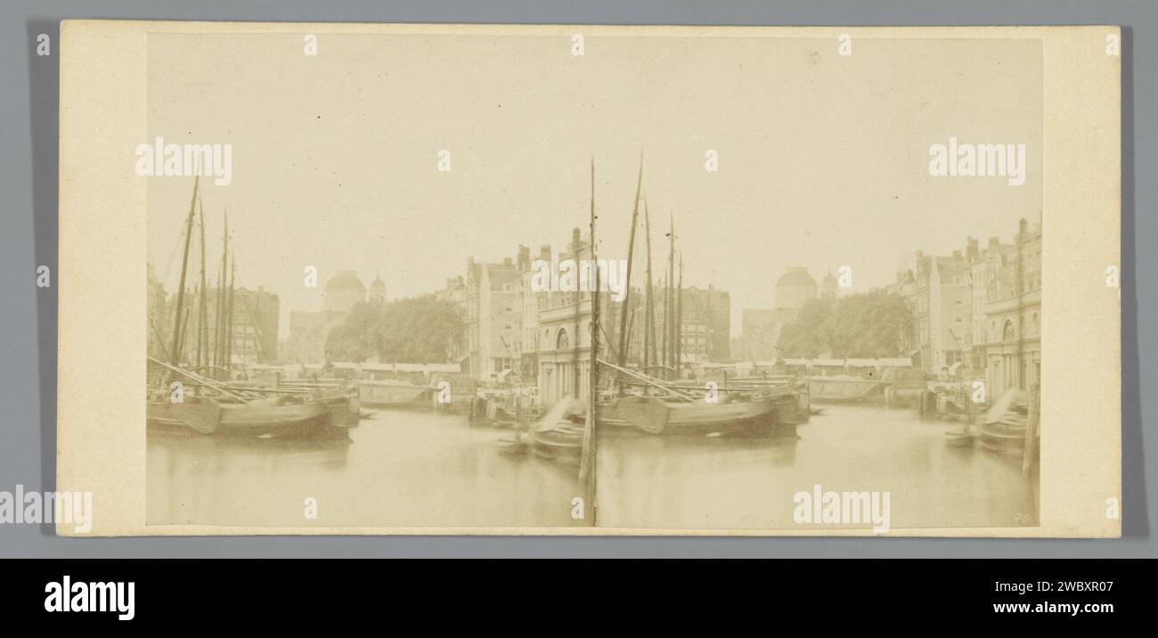 View of the Steigersgracht, seen from the Grotemarkt, Rotterdam, Pieter Oosterhuis, 1859 - 1865 stereograph  Rotterdam cardboard. paper albumen print canals, waters (in city) Steiger. Grotemone Stock Photo
