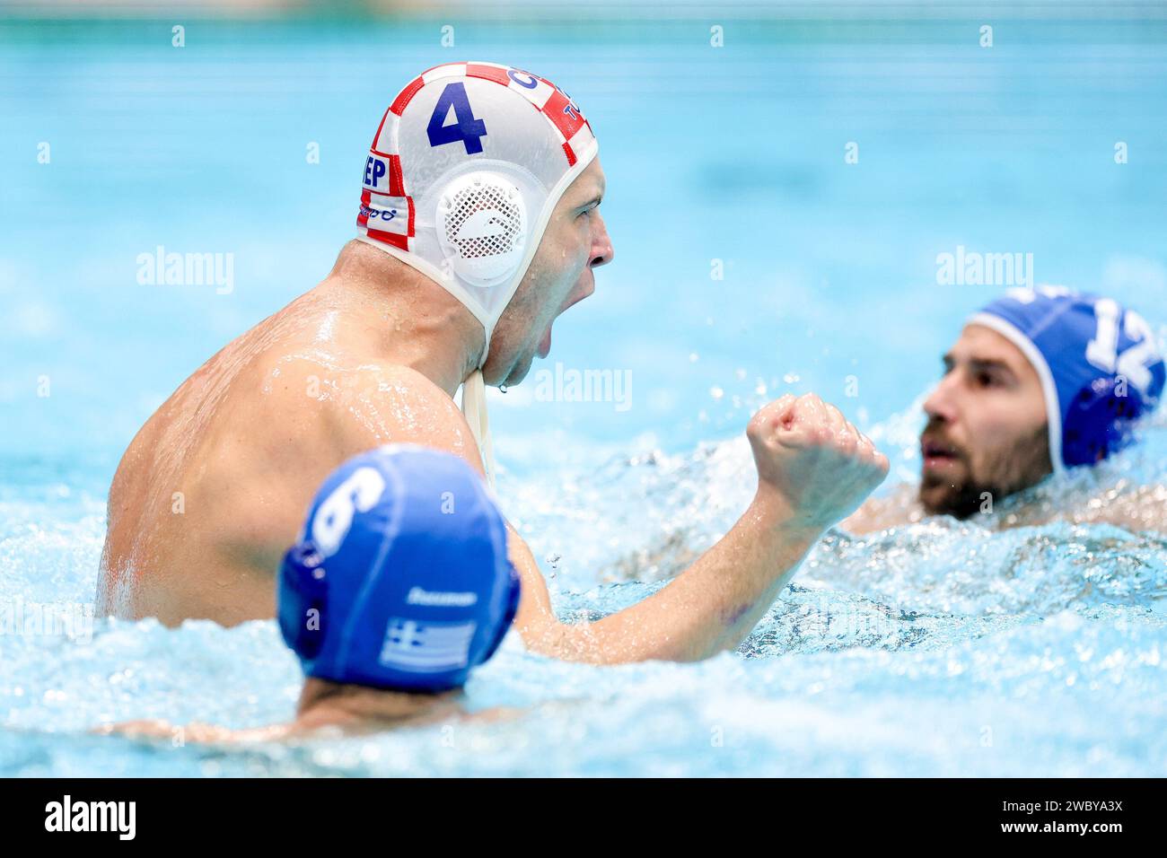 (240113) ZAGREB, Jan. 13, 2024 (Xinhua) Luka Loncar (L) of