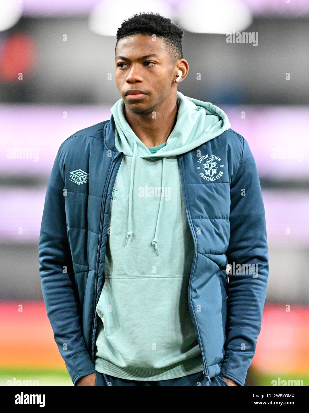 Burnley, UK. 12th Jan, 2024. Zack Nelson of Luton Town inspects the