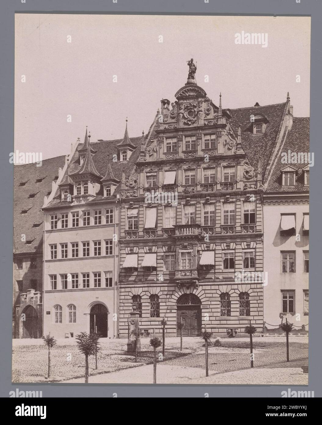 Façade of the Pellerhaus in Nuremberg, Ferdinand Schmidt, 1895 photograph  Nuremberg paper albumen print façade (of house or building) Pellerhaus Stock Photo