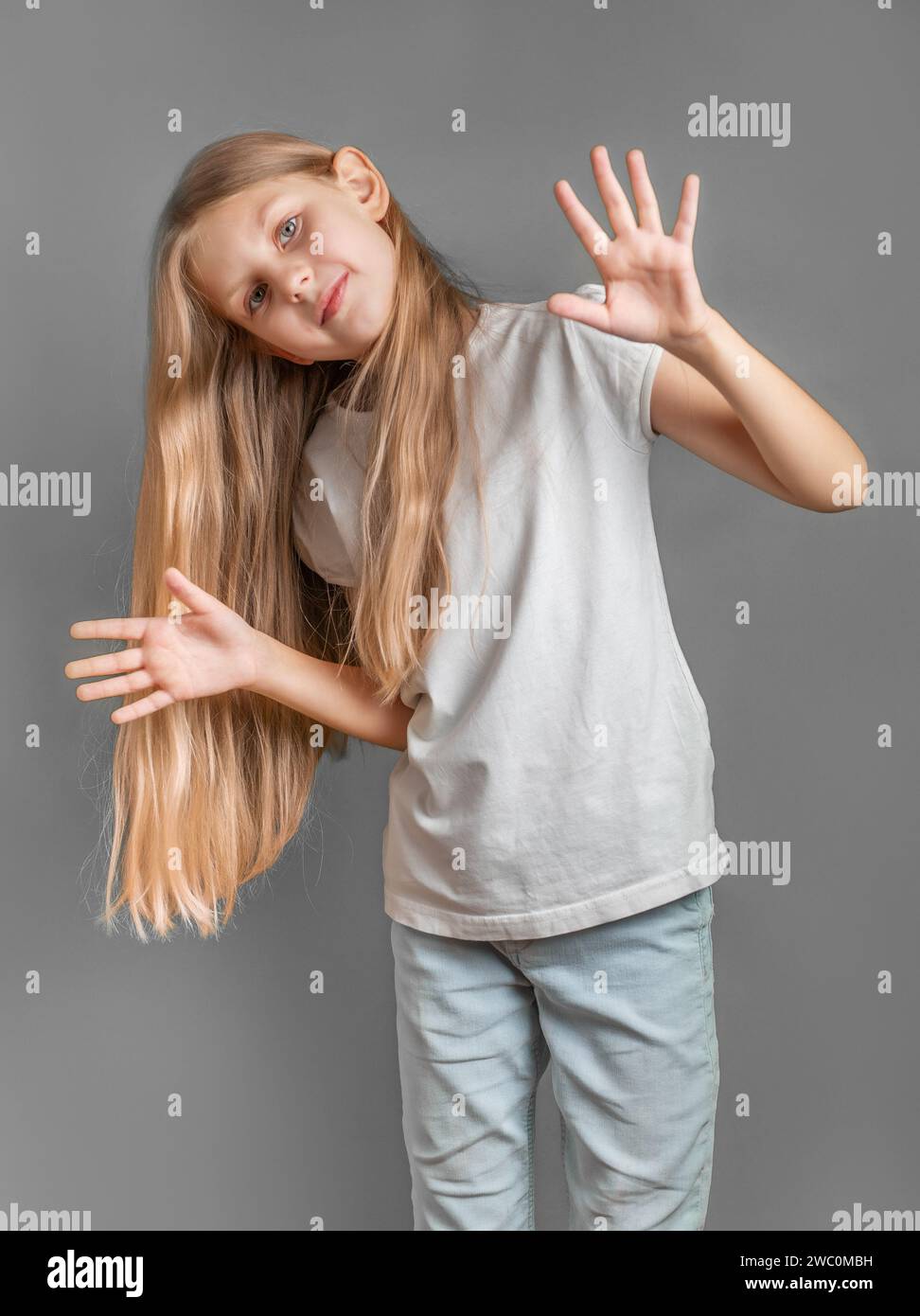 Cute preteen girl in t shirt hi-res stock photography and images - Alamy