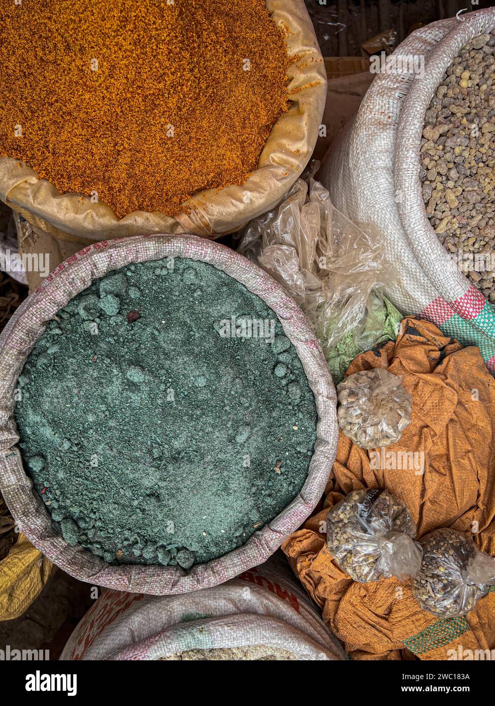 Baltena bulk spice in plastic bags at a market in Ethiopia Stock Photo - Alamy