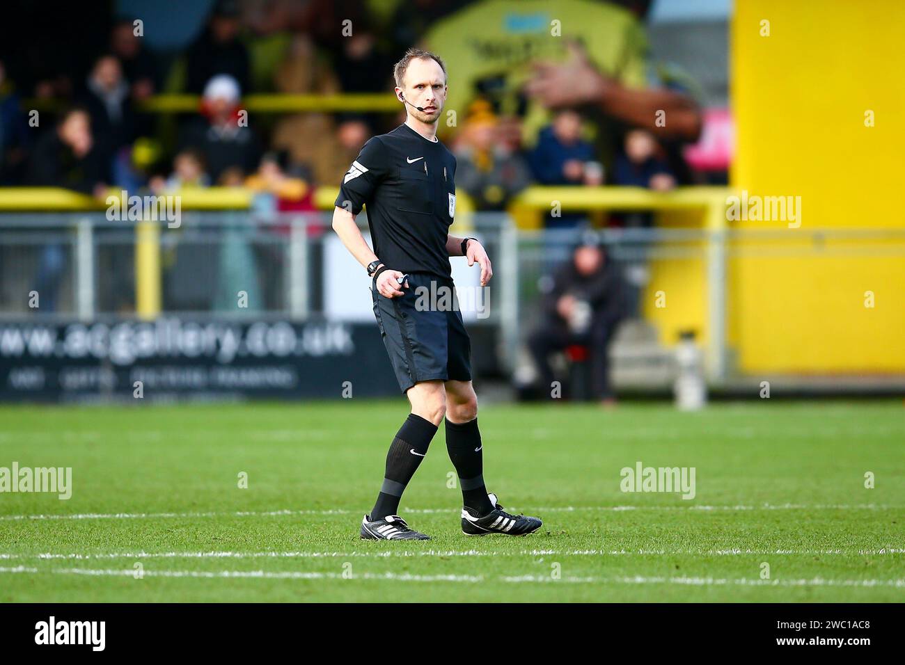 The EnviroVent Stadium, Harrogate, England 6th January 2024 Referee