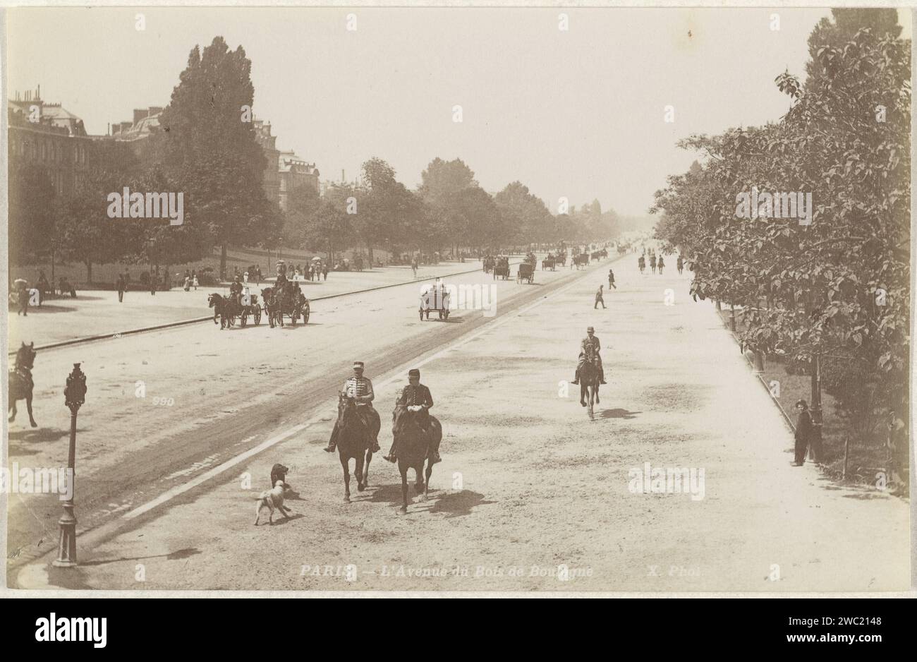 Avenue du Bois de Boulogne with riders and carriages, Paris, X Phot., 1887 - 1900 photograph  Paris paper albumen print street Avenue du Bois de Boulogne Stock Photo