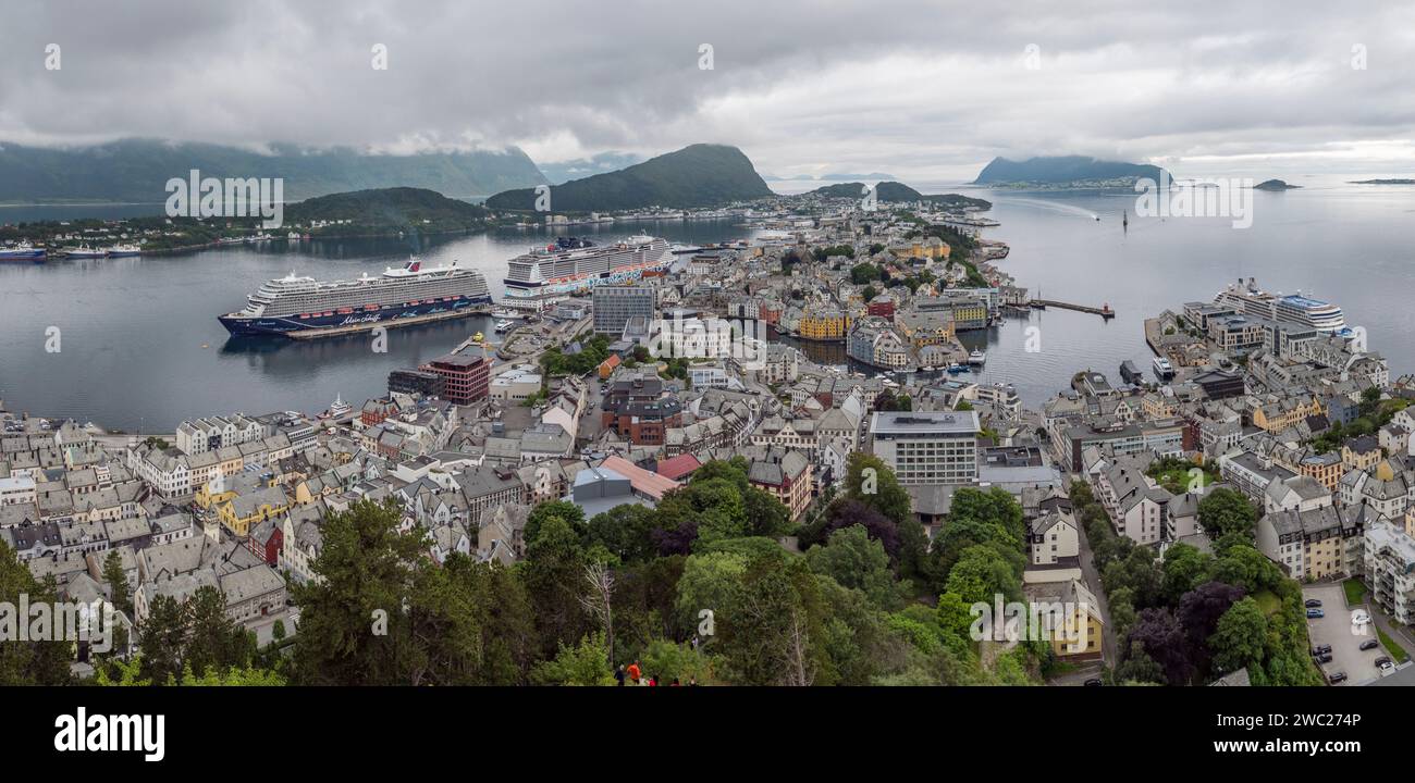 Panoramic view of cruise ships moored in Ålesund, Norway from the Askla/Fjellstua viewpoint. Stock Photo