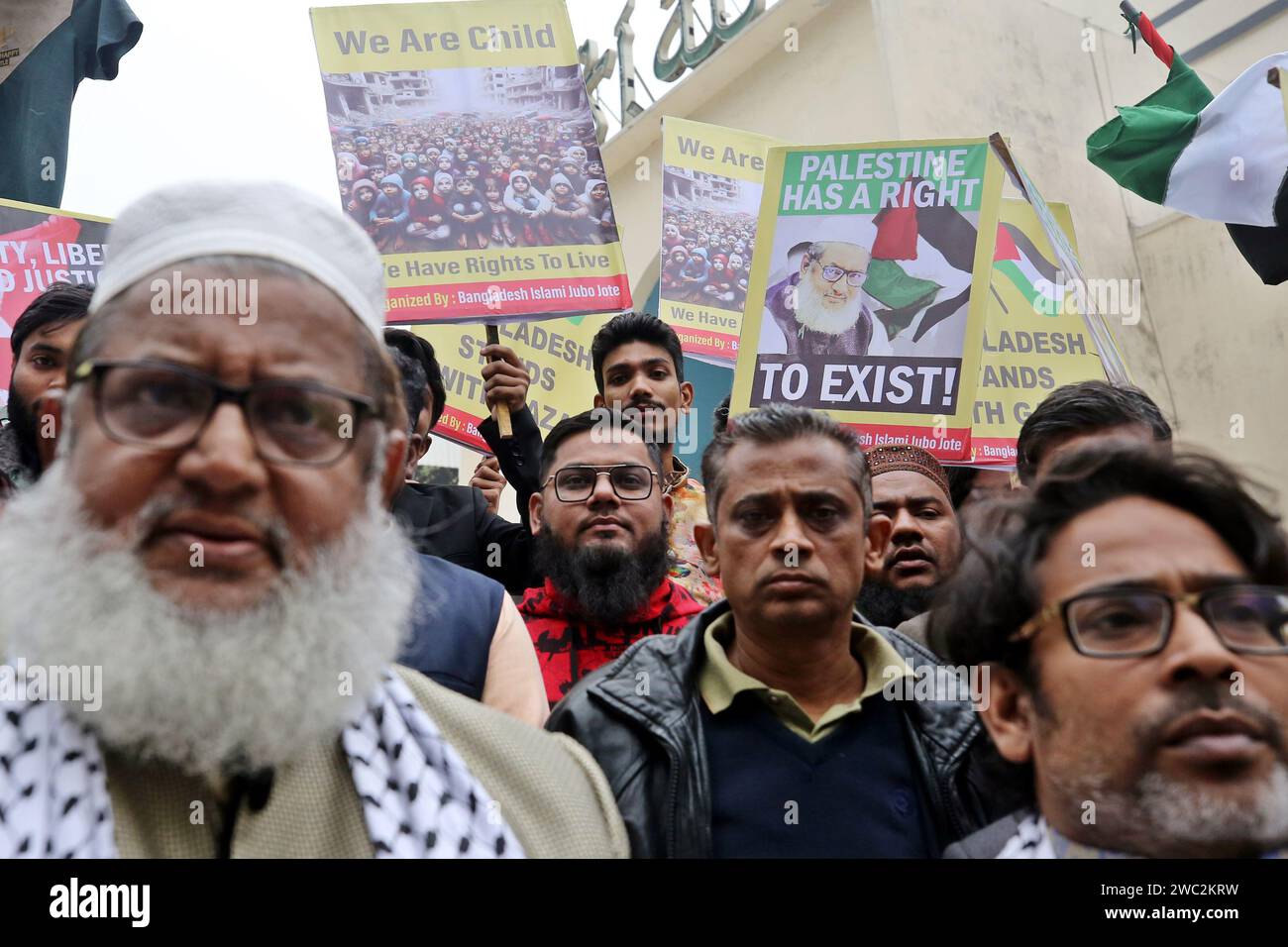 Dhaka, Bangladesh. 13th Jan, 2024. Bangladesh Islami Jubazot join a demonstration from the north gate of Dhaka Baitul Mukarram Mosque to protest against the Israel's attack on Palestinians and mass masacre. On 13 January 2024 Dhaka, Bangladesh (Photo by S A Masum/Eyepix Group/Sipa USA) Credit: Sipa USA/Alamy Live News Stock Photo