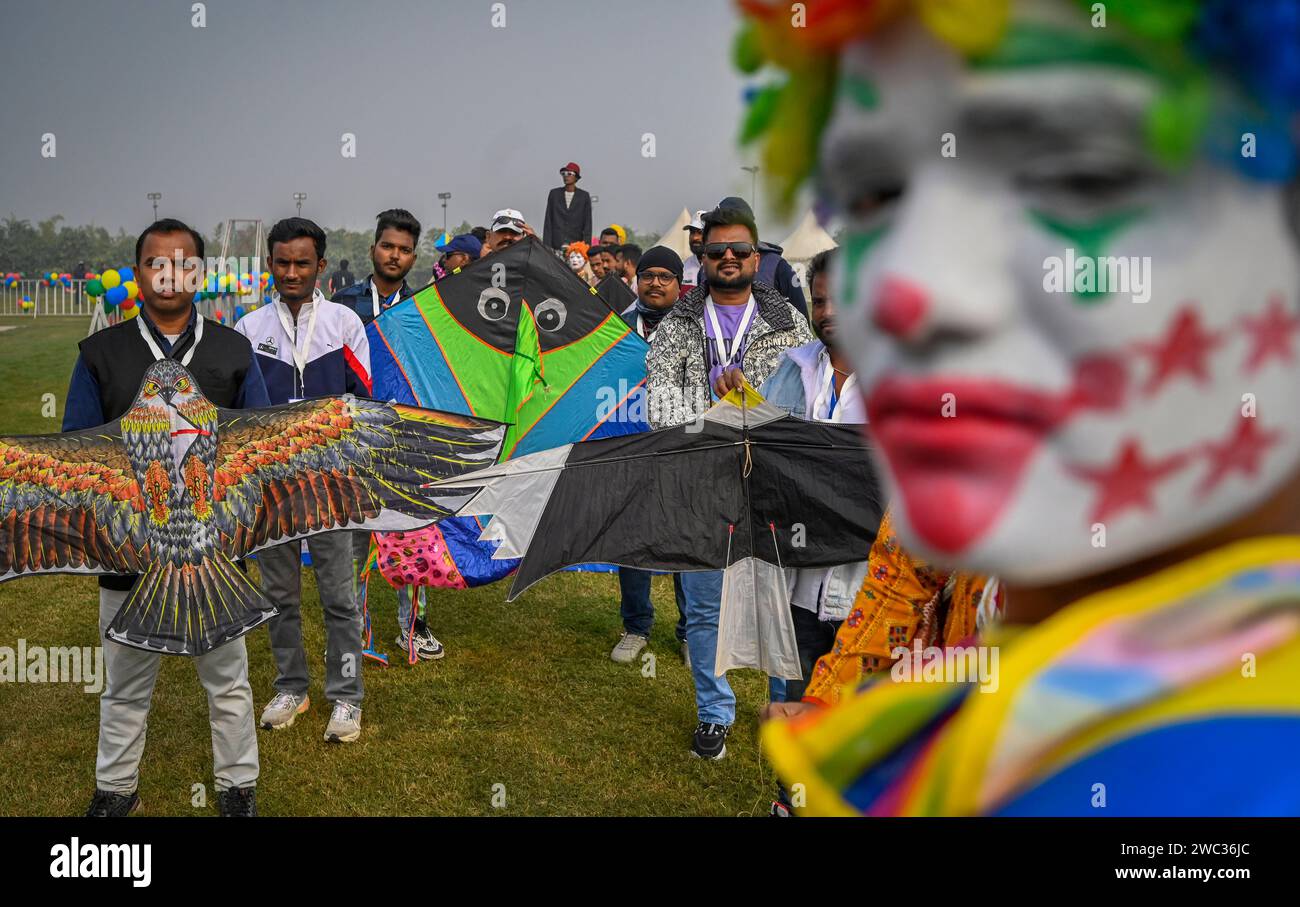 NEW DELHI, INDIA JANUARY 13 People flying kites during the first