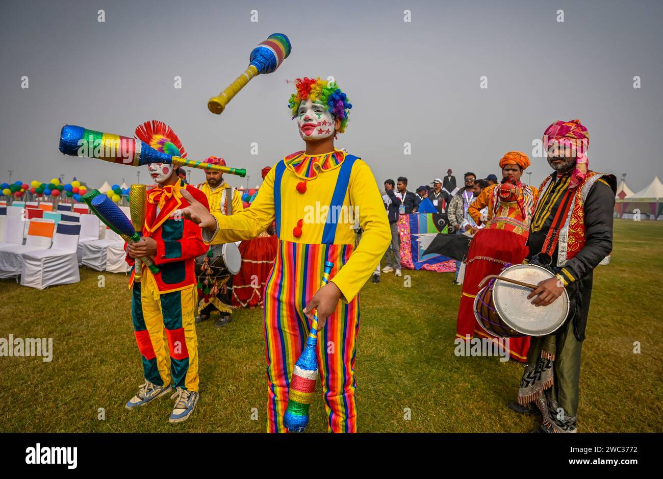 NEW DELHI, INDIA JANUARY 13 People flying kites during the first