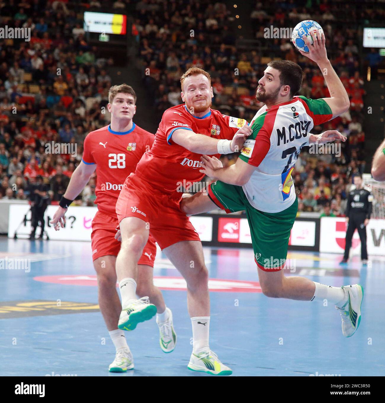 von links vorn Tomas PIROCH CZ, Martim COSTA Portugal, HeHandball