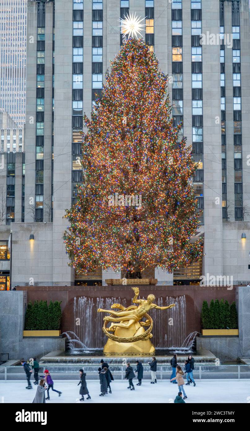 Christmas 2025 hires stock photography and images Alamy