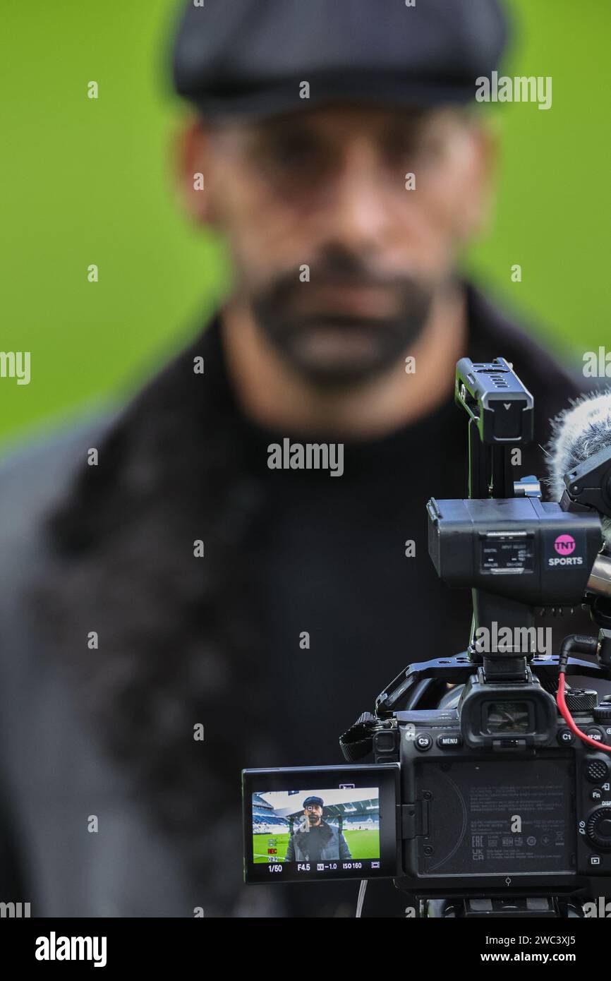 Rio Ferdinand in front of the TNT Sports broadcast camera during the Premier League match Newcastle United vs Manchester City at St. James's Park, Newcastle, United Kingdom, 13th January 2024  (Photo by Mark Cosgrove/News Images) Stock Photo