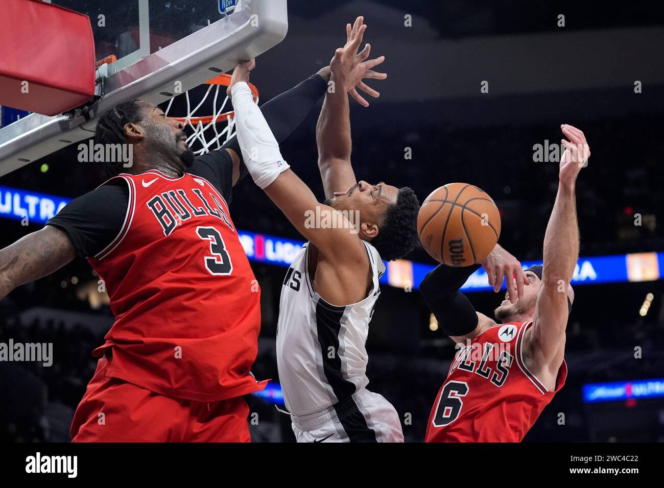 Alex Caruso defensive block Keldon Johnson NBA What’s Next for the Spurs