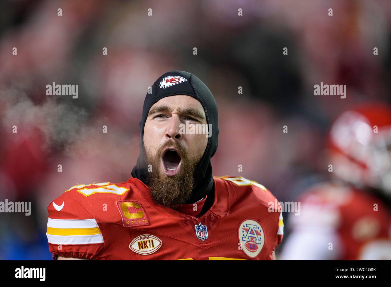 Kansas City, United States. 13th Jan, 2024. Kansas City Chiefs tight end Travis Kelce (87) works