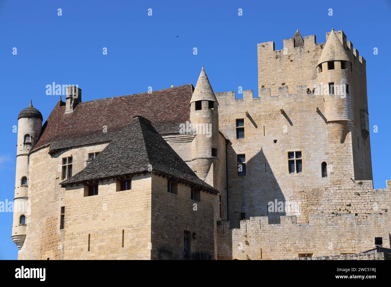 The Ch teau De Beynac In P rigord Noir A Middle Ages Fortress Which the-ch-teau-de-beynac-in-p-rigord-noir-a-middle-ages-fortress-which
