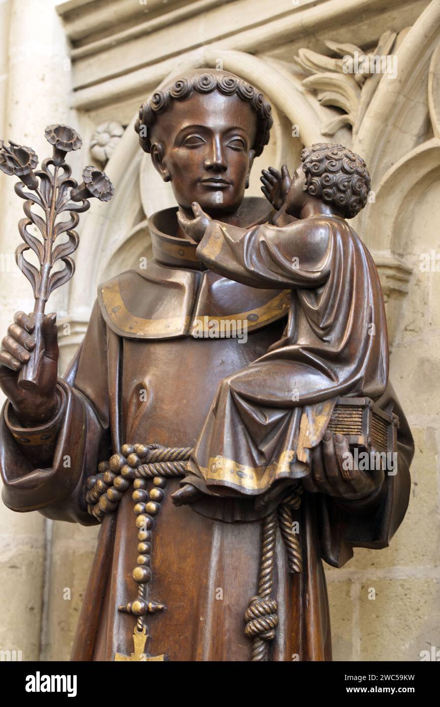 Saintly Bronze: A Sentinel at Ghent Cathedral Stock Photo