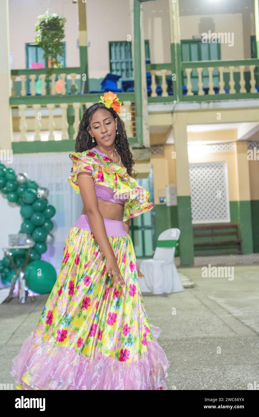 Cumbia outfit hi-res stock photography and images - Alamy