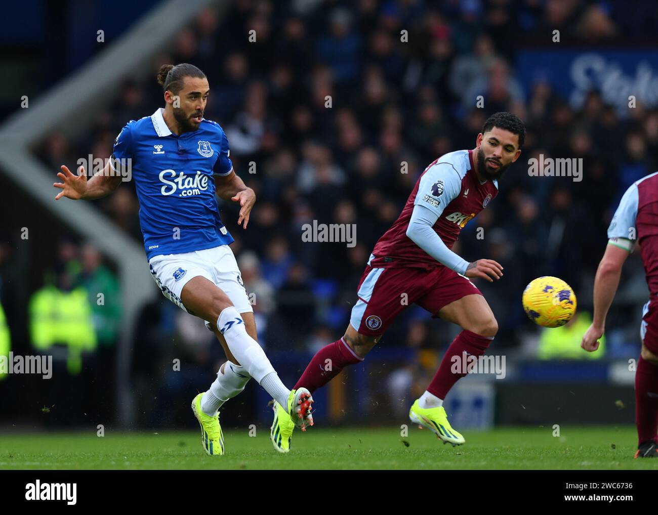 Liverpool, UK. 14th Jan, 2024. Dominic Calvert Lewin of Everton and Douglas Luiz of Aston Villa during the Premier League match at Goodison Park, Liverpool. Picture credit should read: Gary Oakley/Sportimage Credit: Sportimage Ltd/Alamy Live News Stock Photo
