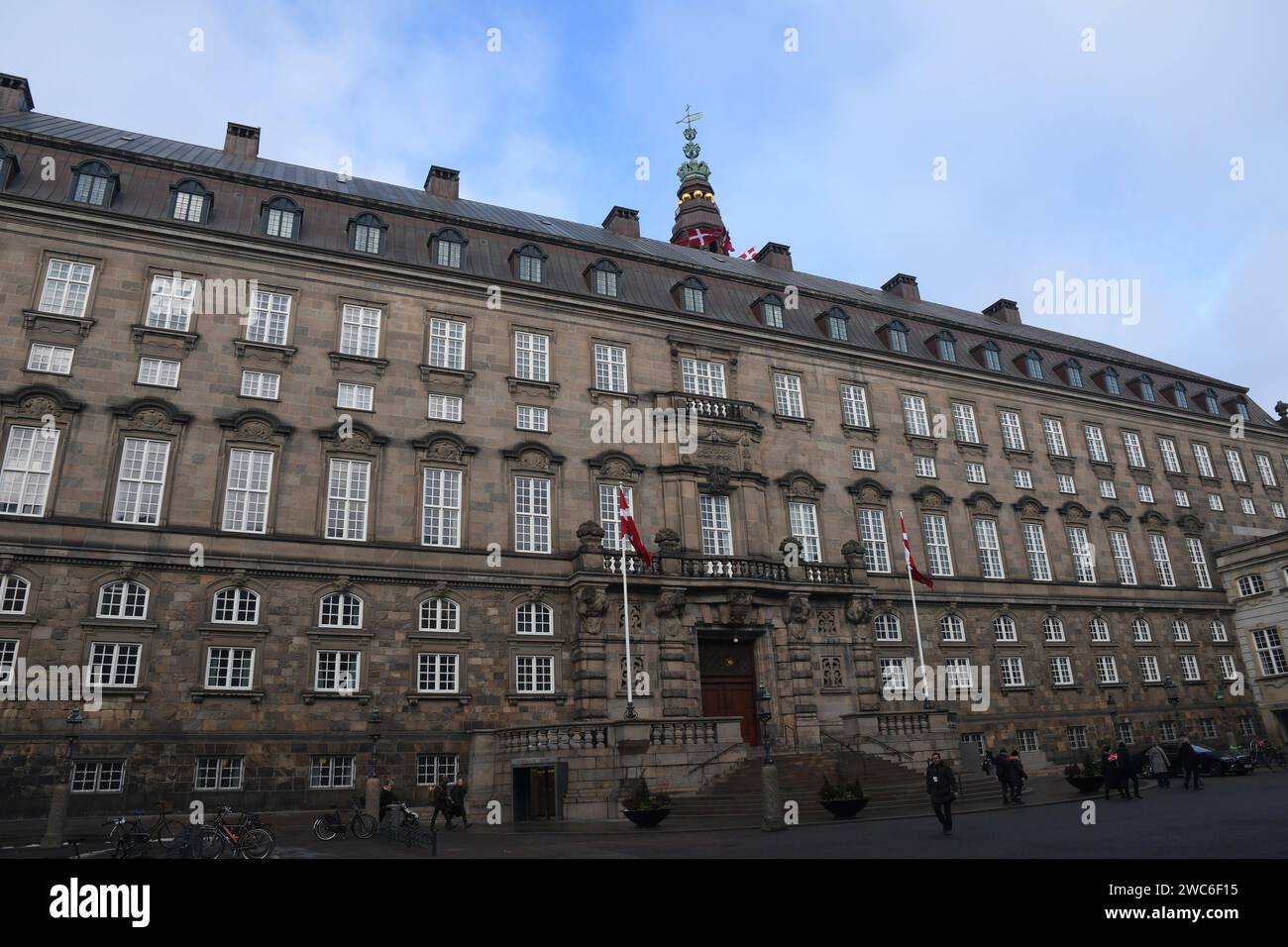 Copenhagen Denmark 14 January 2024 Natiopn Gethr To Celebrat3e   Copenhagen Denmark 14 January 2024 Natiopn Gethr To Celebrat3e Queen Margrethe Abidicates And W3elcome Future King Frederiks In Danish Capital Photofrancis Joseph Deandean Pictures 2WC6F15 