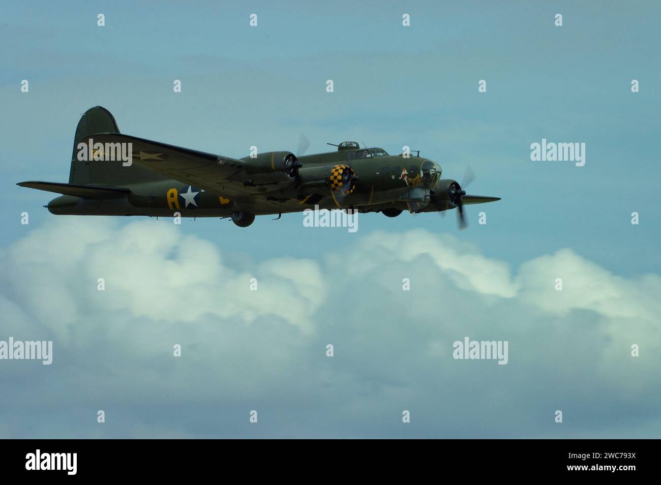 Boeing B-17 Flying Fortress Memphis Belle Stock Photo - Alamy