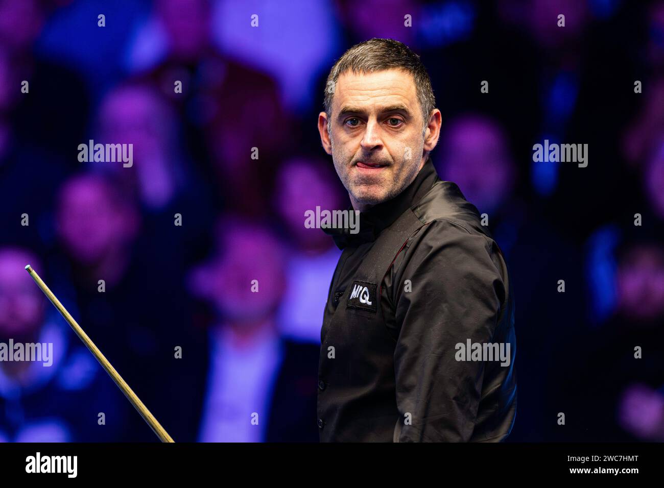 LONDON, UNITED KINGDOM. 14th Jan, 2024. Ronnie O’Sullivan in Final against Ali Carter during the 2024 MrQ Masters at Alexandra Palace on Sunday, January 14, 2024 in LONDON ENGLAND. Credit: Taka G Wu/Alamy Live News Stock Photo