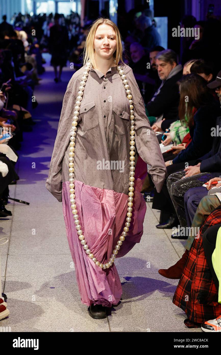 Milan, Italien. 14th Jan, 2025. SIMON CRACKER Fall/Winter 20242025