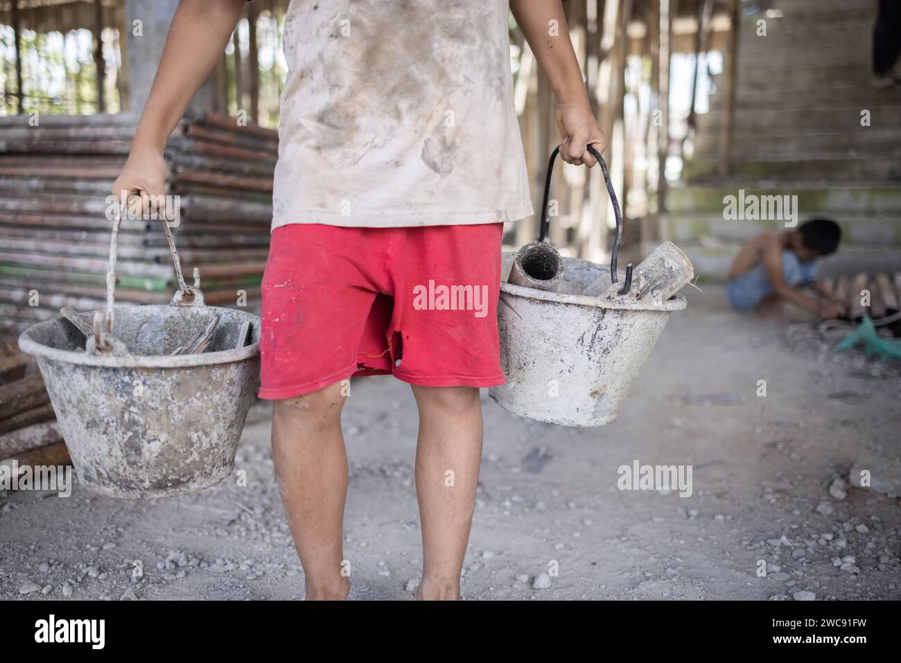 Poor children are forced to work construction, Violence children and ...