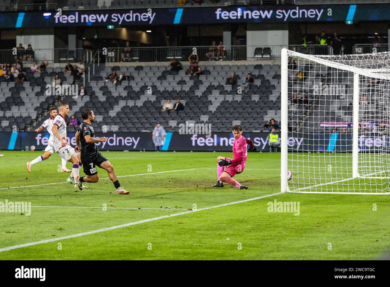 ALeagues Unite Round Perth Glory 34 Wellington Phoenix 14 January 2024. Wellington Phoenix