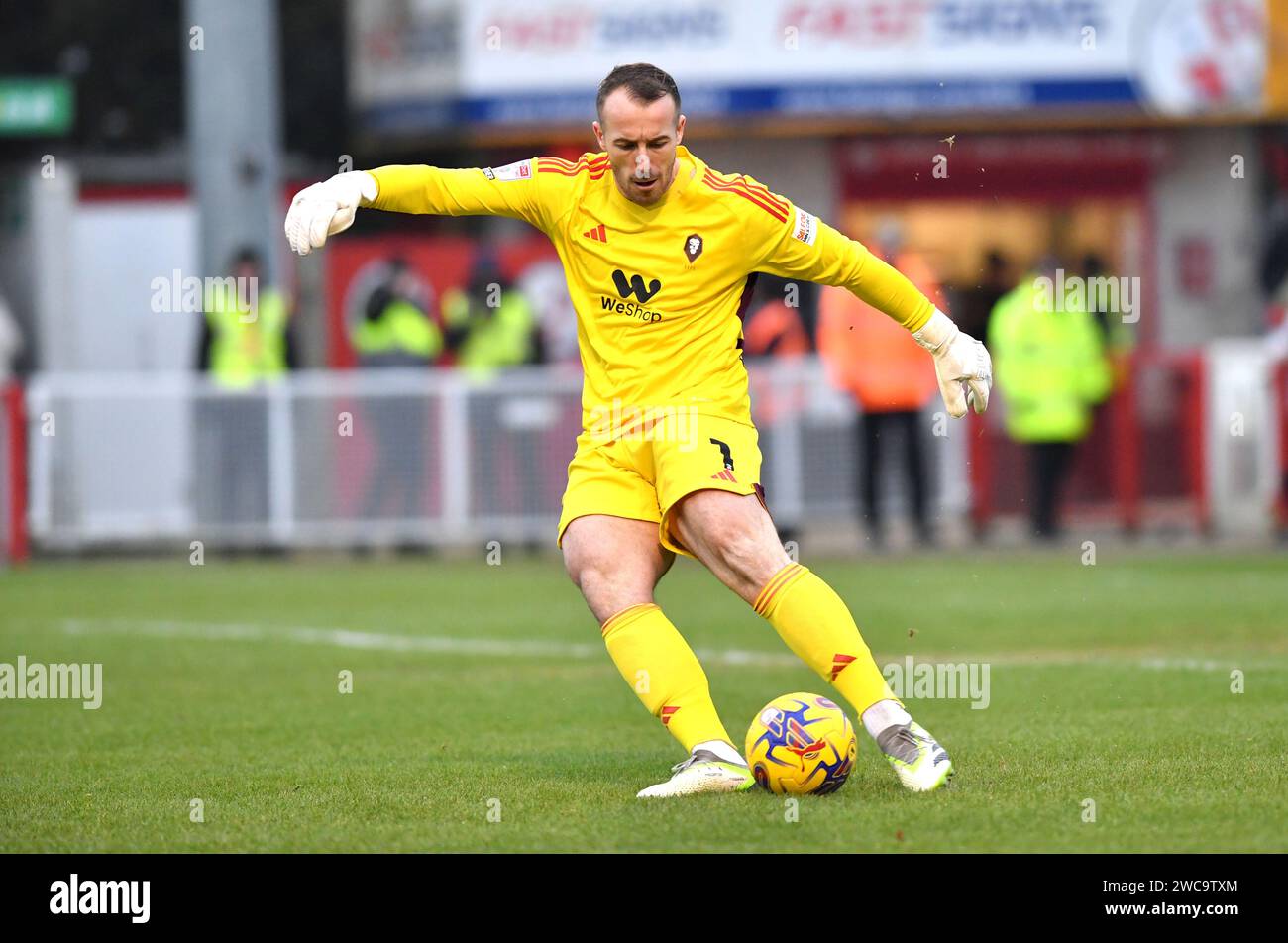 Footballer alex cairns hi-res stock photography and images - Alamy