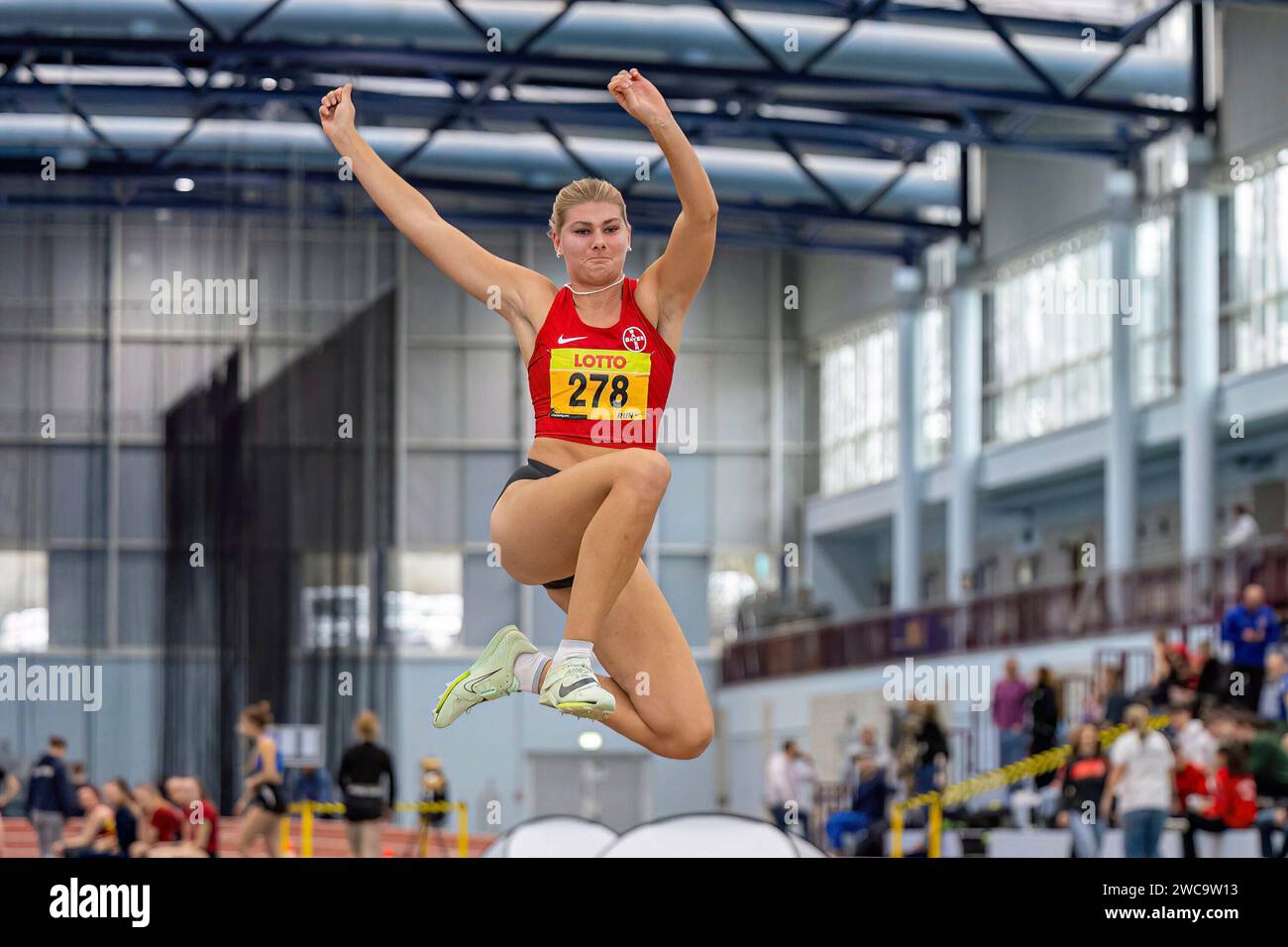 Frankfurt, Deutschland. 14th Jan, 2024. Lara Siemer (TSV Bayer 04