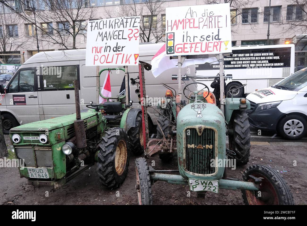 15.01.2023 xkhx Berlin, vor dem Brandenburger Tor, Demontration