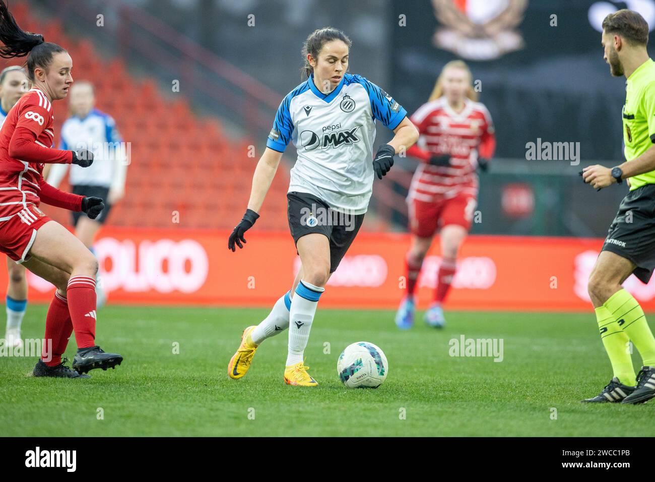 Liege, Belgium. 13th Jan, 2024. Danae Kaldaridou (8) of Club YLA