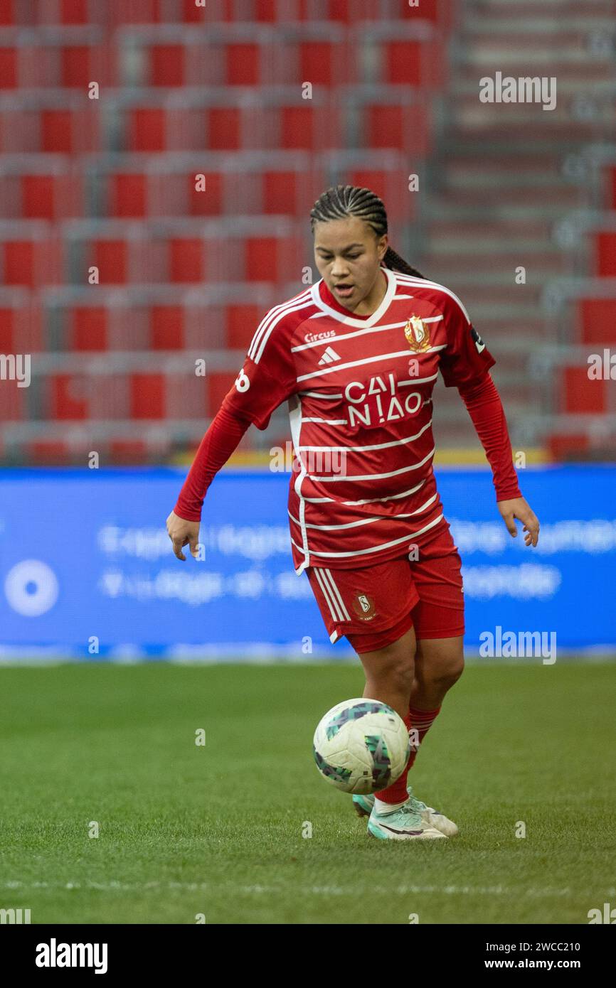 Liege, Belgium. 13th Jan, 2024. Mariam Abdulai Toloba (7) of Standard