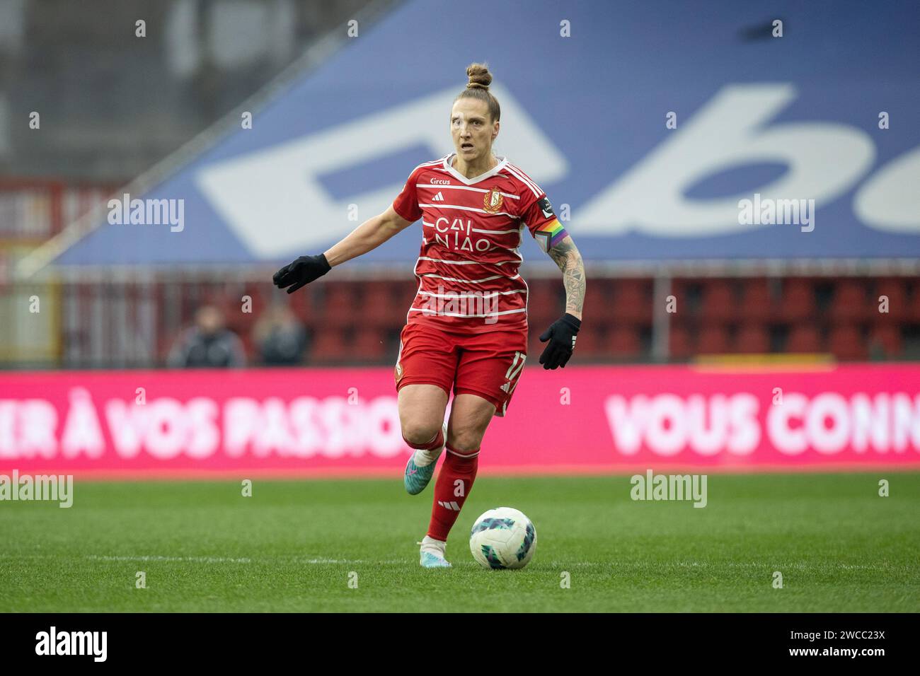 Liege, Belgium. 13th Jan, 2024. Maud Coutereels (17) of Standard