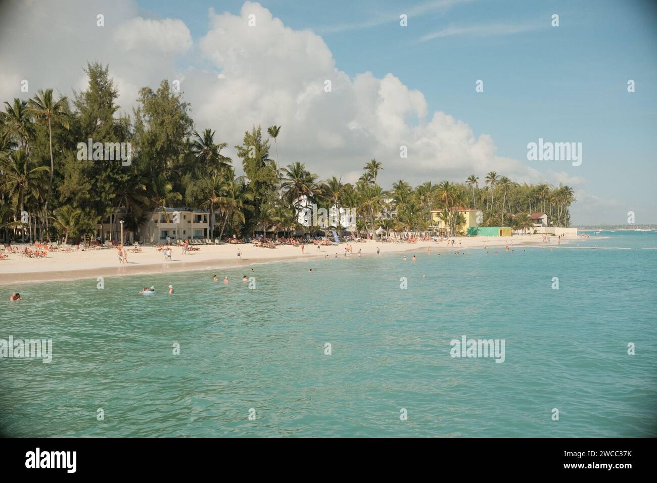 Tropical island boats over blue hi-res stock photography and images - Alamy