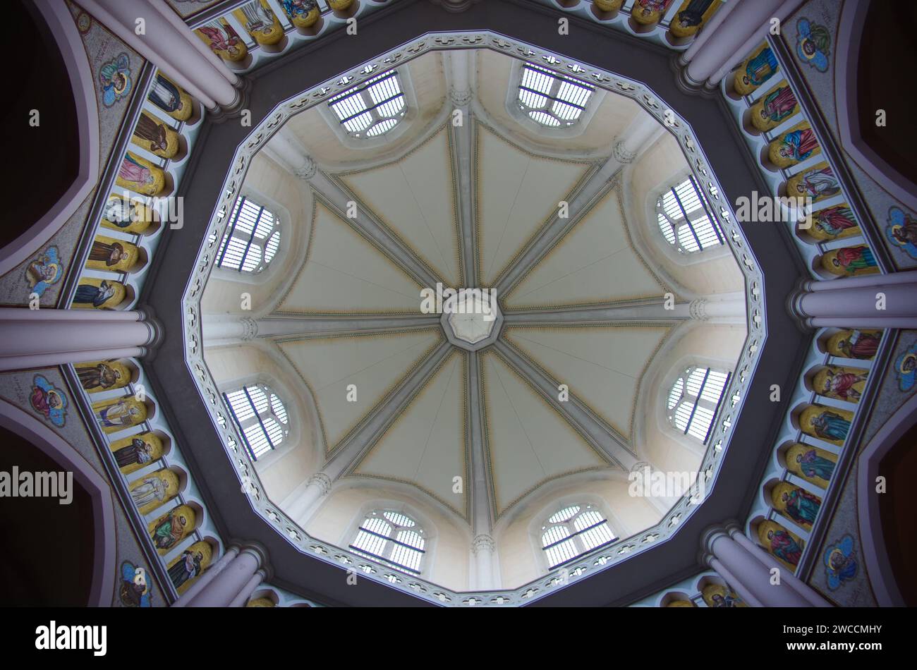 basilica santuario dell'addolorata di castelpetroso