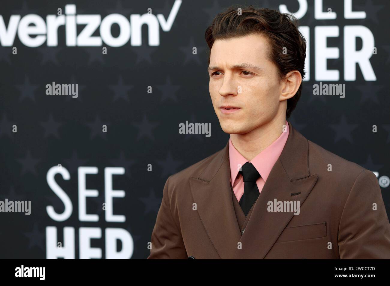Endlich Wird Tom Holland Der Nächste Bond Der Ultimative Höhepunkt Für Jeden Britischen Schauspieler - h0sgogg
