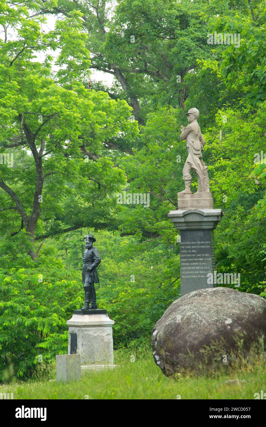 Birney's Zouaves monument with Col. Geary statue, Gettysburg National Military Park, Pennsylvania Stock Photo