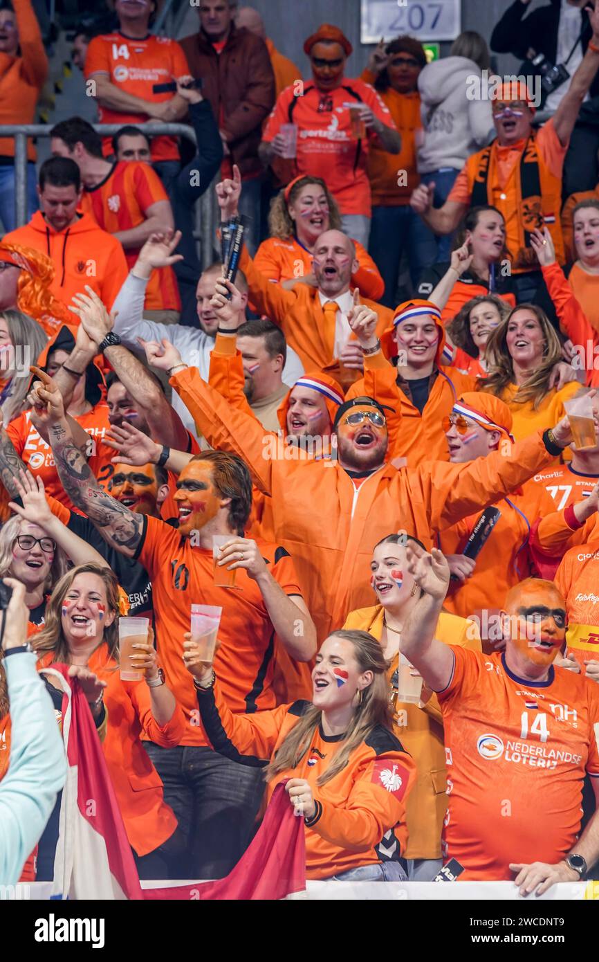 Mannheim Germany 15th Jan 2024 MANNHEIM GERMANY JANUARY 15 Fans   Mannheim Germany 15th Jan 2024 Mannheim Germany January 15 Fans And Supporters Of The Netherlands During The Ehf Euro 2024 Preliminary Round Match Between Sweden And Netherlands At Sapp Arena On January 15 2024 In Mannheim Germany Photo By Henk Seppenorange Pictures Credit Dpaalamy Live News 2WCDNT9 